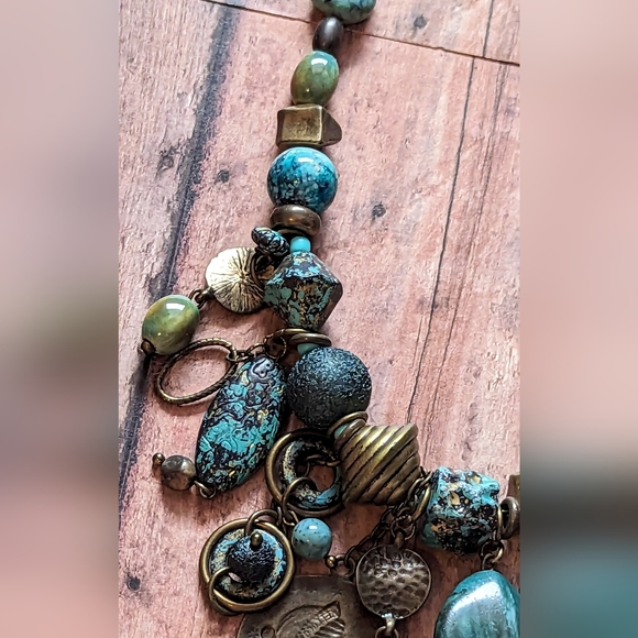 Multi Green Hues Multiple Charms & Beaded Necklace W Turquoise Chain - Picture 5 of 9